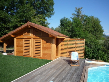 chalet-piscine.jpg